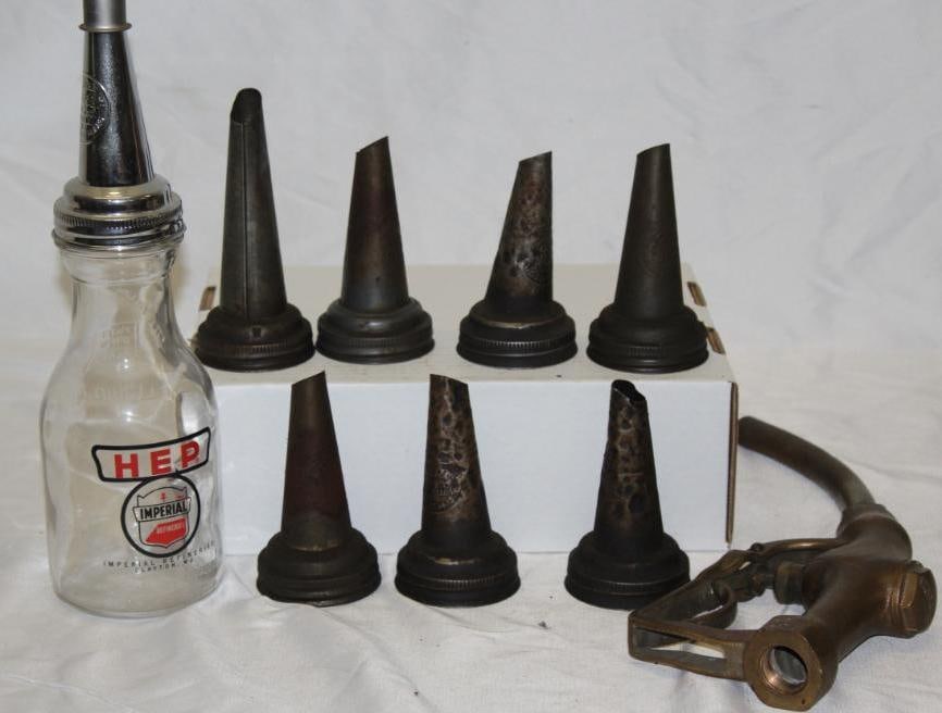 HEP Imperial 1Quart Oil Bottle Blass Gas Pump Nozzle and 7 Oil Bottle Spouts (1 of 3)