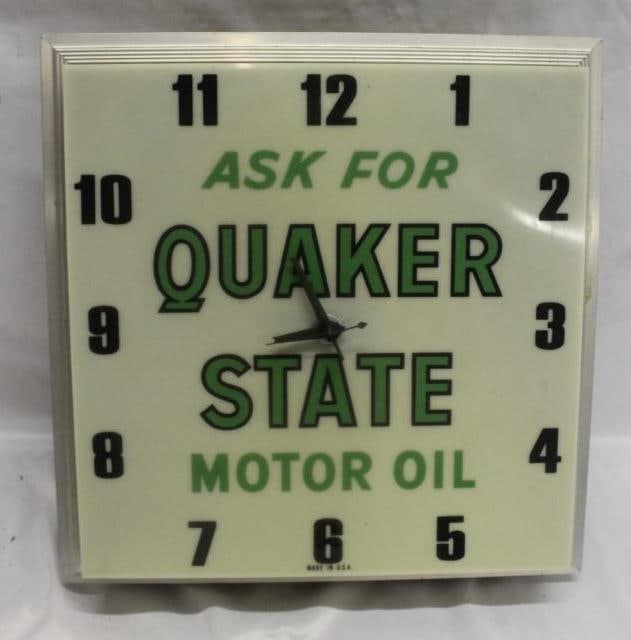 Quaker State Motor Oil Advertising Light-Up Clock (1 of 4)