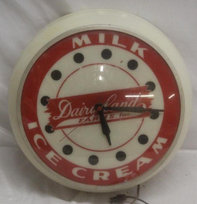 Dairyland Farms Milk & Ice Cream Advertising Light-Up Clock (1 of 3)