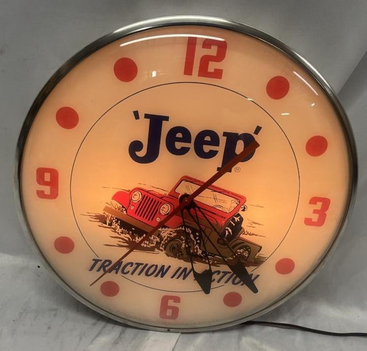 Jeep "Traction In Action" Advertising Light-Up Clock (1 of 5)