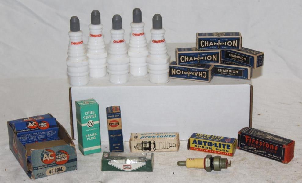 Large Group of Spark Plug Advertising Items Champion, Autolite, AC, Firestone, Cities Service, Amoco (1 of 2)
