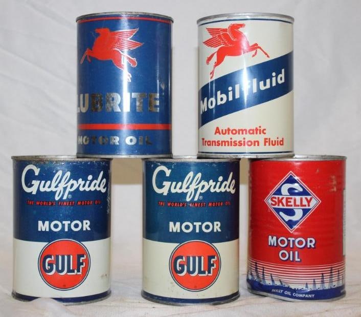 Group of 5 Metal One Quart Oil Cans; Gulfpride, Mobil, Skelly (1 of 2)