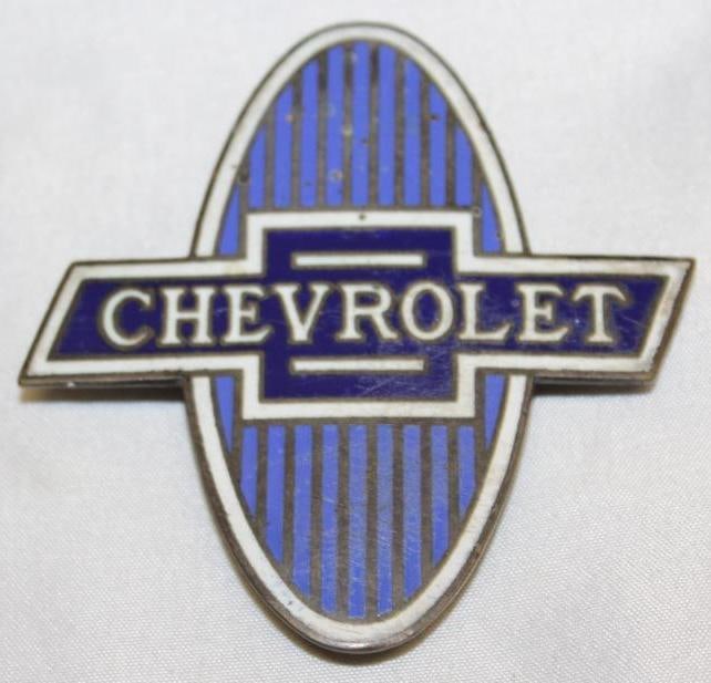 1929-1932 Chevrolet Radiator Emblem Badge (1 of 2)