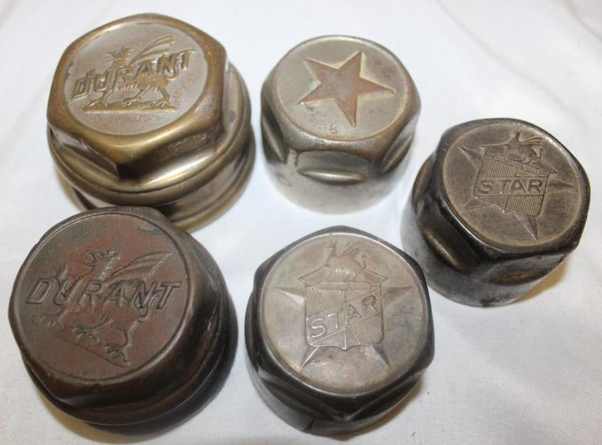 Group of 4 Durant Star Automobile Threaded Hubcaps (1 of 2)