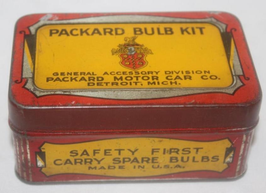 Packard Motor Car Co Advertising Lightbulb Kit Tin (1 of 6)