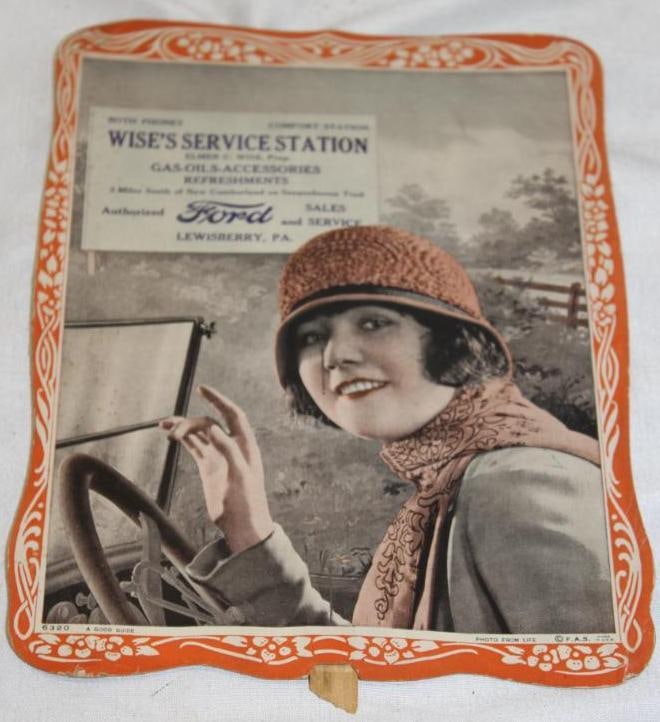 1910's Ford Wise Service Station Advertising Fan: The handle is broke. 7" x 9"