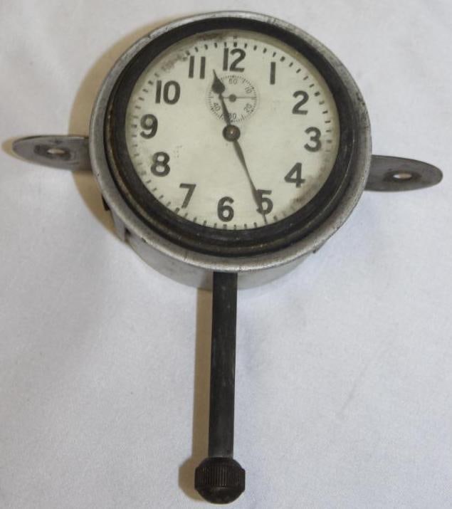 Early Automobile 1920's Dash Clock (1 of 2)