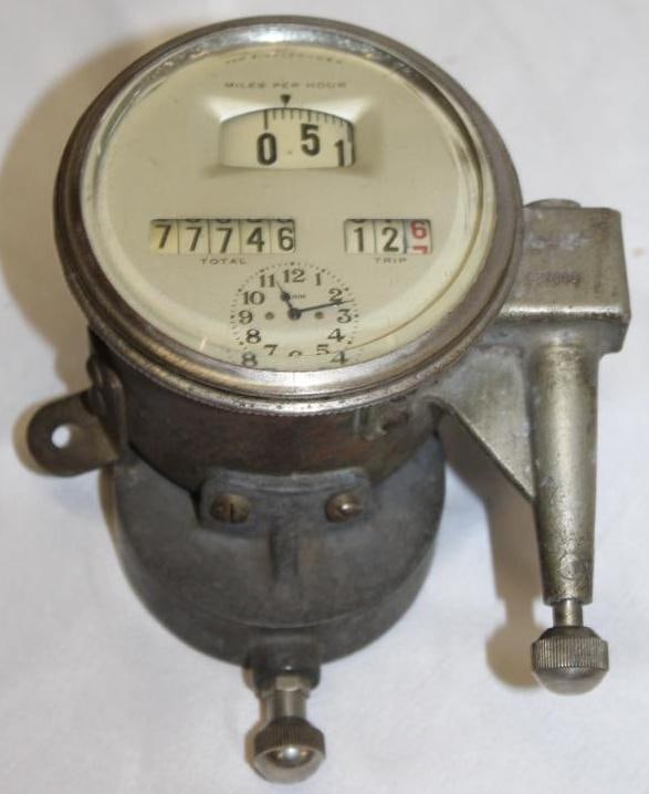 Early Automobile Van Sicklen Speedometer Clock Accessory (1 of 3)