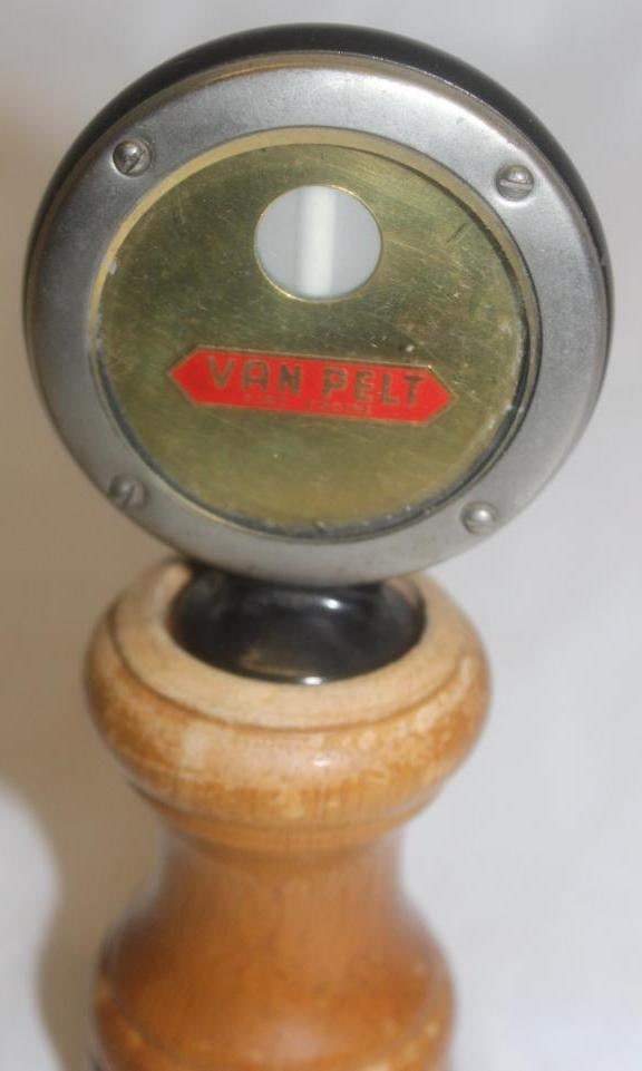 Van Pelt Fire Engine Boyce Moto Meter Radiator Mascot (1 of 3)