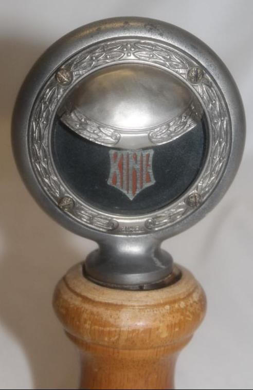 King w/ Accessory Ornate Shield Boyce Moto Meter Radiator Mascot (1 of 3)