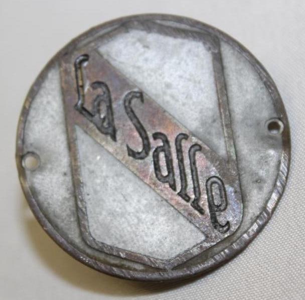 1927-1929 Cadillac LaSalle Hubcap Emblem Badge (1 of 2)