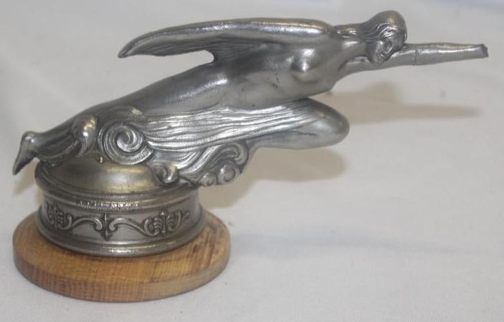 1926 Studebaker Atlanta Radiator Mascot Hood Ornament (1 of 4)