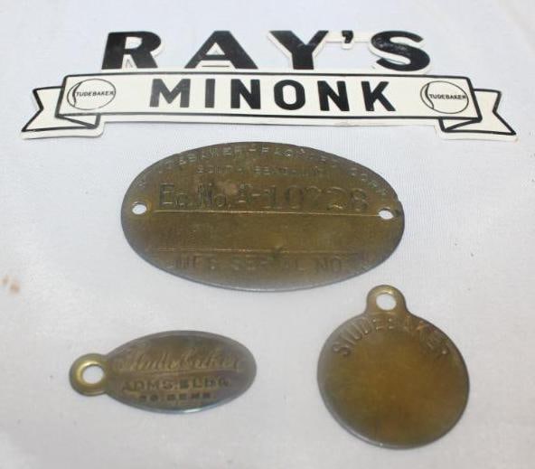 Group of 4 Studebaker Badges and Emblems: 5.75" x 2"