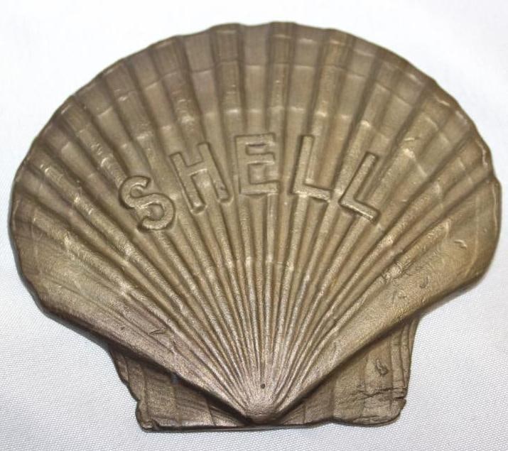 Shell Oil Co Pecten Brass Adverting Paperweight (1 of 2)