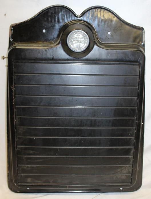 1920's Pines Automatic Automobile Winterfront Radiator Cover (1 of 3)