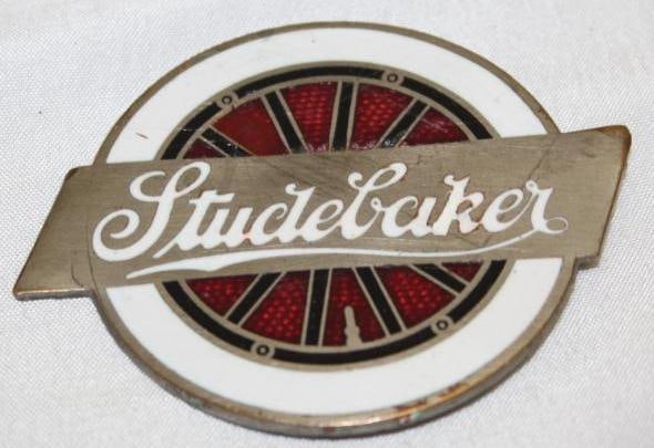 1920-1924 Studebaker Radiator Emblem Badge (1 of 2)