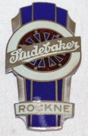 1932-1933 Studebaker Rockne Radiator Emblem Badge (1 of 2)