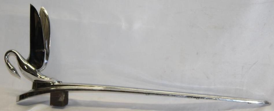 1951-1952 Packard Cormorant Hood Ornament (1 of 3)