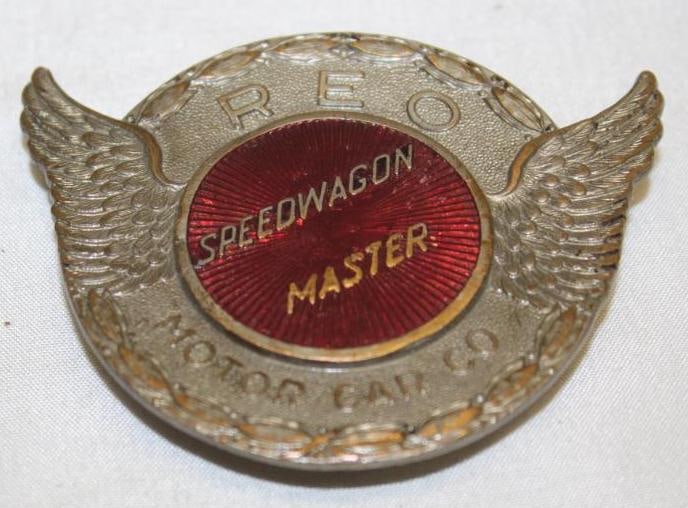 1927-1929 Reo Speedwagon Master Trucks Radiator Emblem Badge (1 of 2)