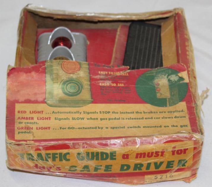NOS Accessory Traffic Guide Brake Light (1 of 3)