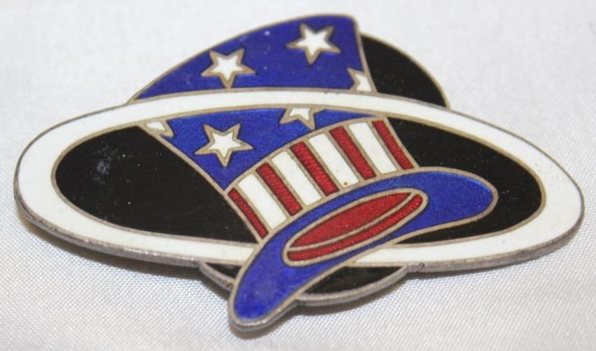 1923-1926 Rickenbacker Radiator Emblem Badge (1 of 2)