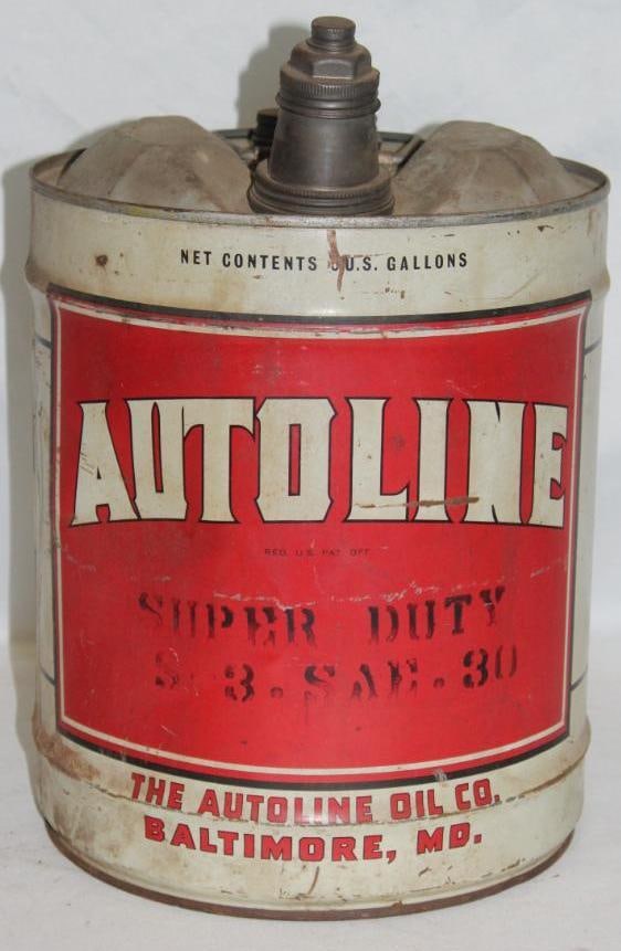 Robinson Autoline 5 Gallon Motor Oil Can: has light staining and wear throughout
