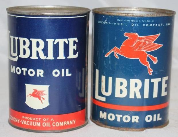Group of 2 Metal 1 Quart Motor Oil Cans Socony, Lubrite (1 of 2)