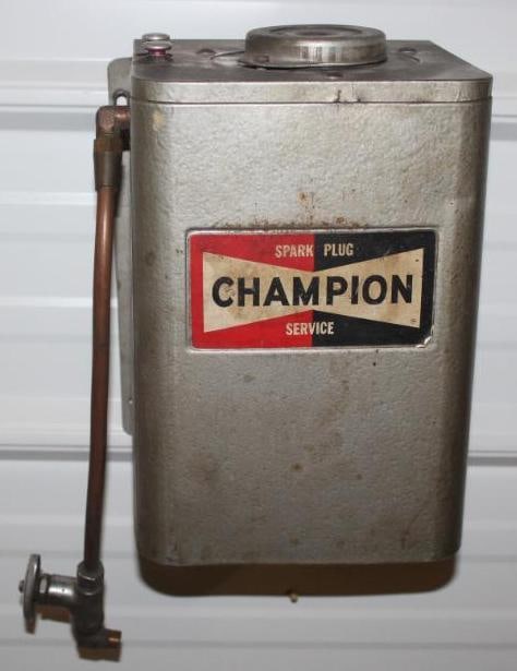 Champion Spark Plug Service Cleaner Display (1 of 6)