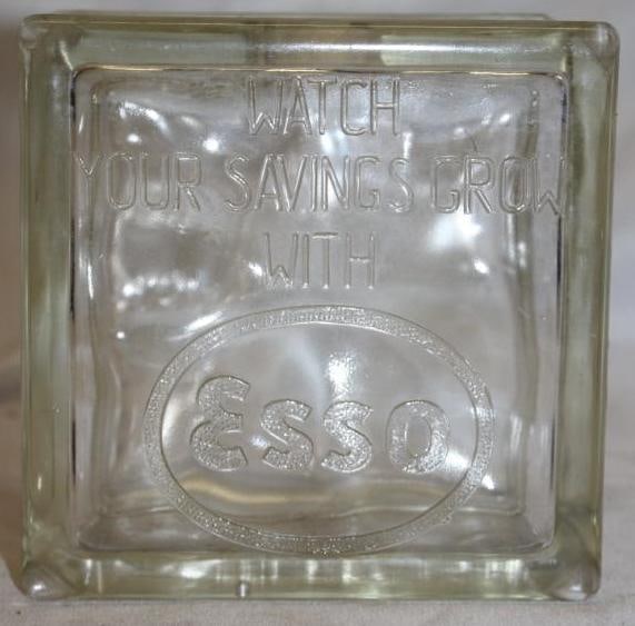 1939 New York World's Fair Esso Advertising Coin Bank (1 of 7)