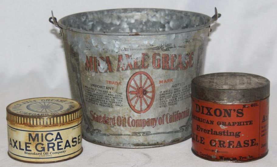 Group of 3 Early Dixon and Standard Axle Grease Cans (1 of 2)
