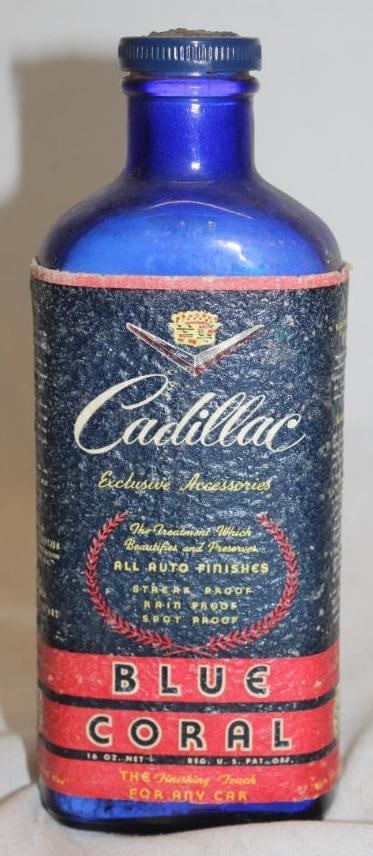 Cadillac Motor Car Co Blue Coral Auto Wax Advertising Bottle (1 of 4)