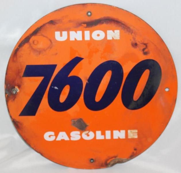 Union 76 7600 Porcelain Pump Plate Sign (1 of 2)