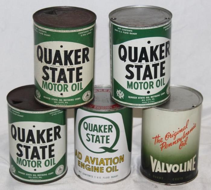 Group of 5 Quaker State and Valvoline 1 Qt Metal Motor Oil Cans: all are empty