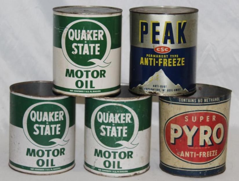 Group of 5 Quaker State, Peak, Pyro Metal 1 Gallon Oil Cans: 3 are missing top lid, all are empty