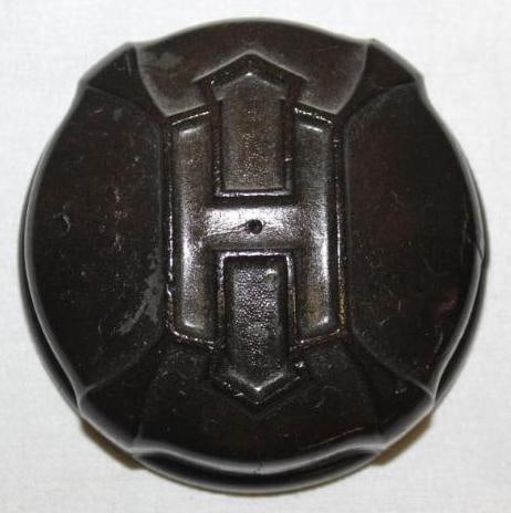 1928-1936 Hupmobile Bakelite Horn Button Emblem Badge (1 of 2)