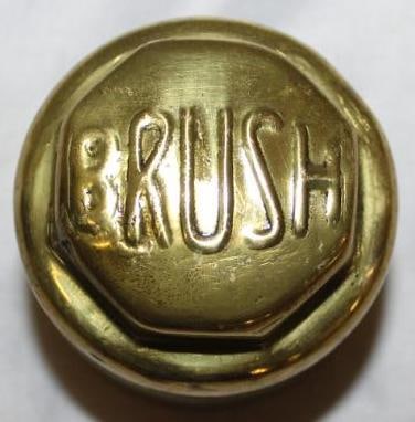 Brass 1910's Brush Motor Car Co Threaded Hubcap (1 of 2)