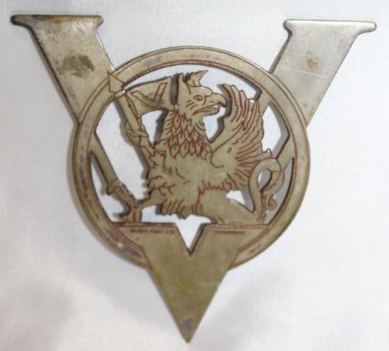 1930's Vouxhall Griffin Radiator Emblem Script (1 of 2)