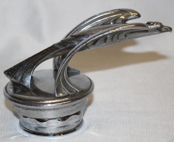 1931-1932 Chevrolet Eagle Radiator Mascot Hood Ornament (1 of 5)