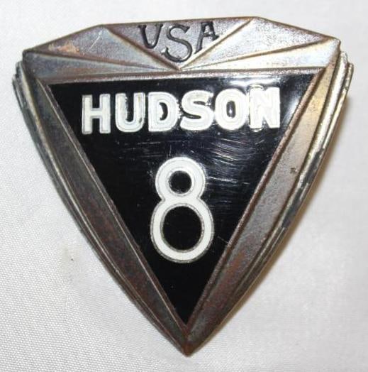 1930-1931 Hudson 8 Radiator Emblem Badge (1 of 2)