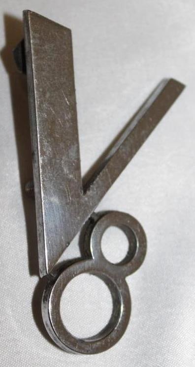 1940's Ford V8 Radiator Emblem Badge (1 of 2)