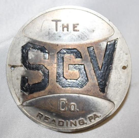 1911-1915 Acme SGV Sternbergh, Graham, Van Radiator Emblem Badge (1 of 2)