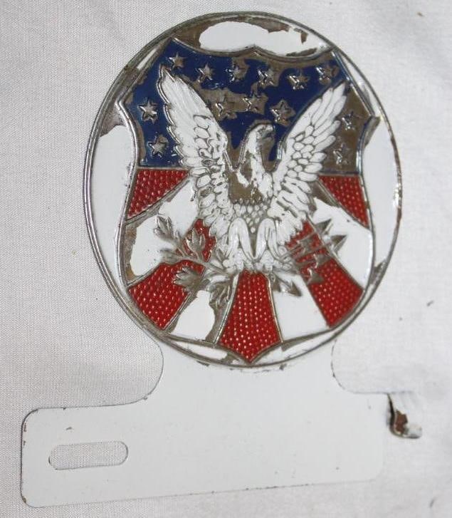 USA Shield Advertising License Plate Topper (1 of 2)