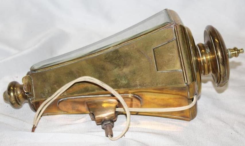 Pierce Arrow Brass Automobile Sidelight (1 of 3)