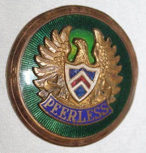 1923-1924 Peerless Radiator Emblem Badge (1 of 2)