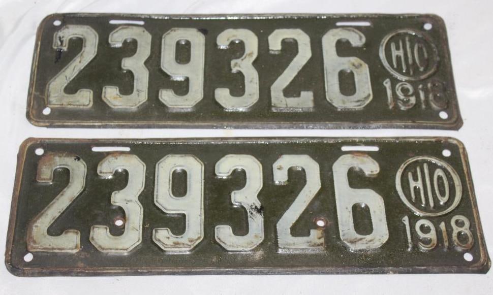 Pair of 1918 Ohio License Plates (1 of 4)