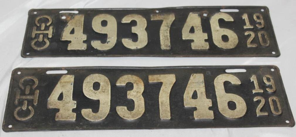 Pair of 1920 Ohio License Plates (1 of 2)