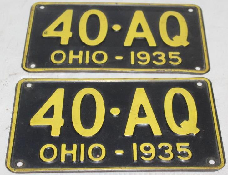 Pair of 1935 Ohio 4 Digit Shorty License Plates (1 of 4)