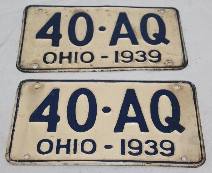 Pair of 1939 Ohio 4 Digit Shorty License Plates: 10" x 5.75" each