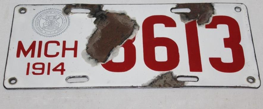 1914 Michigan 4 Digit Porcelain License Plate: has nice color and gloss, 10.25" x 4.5"