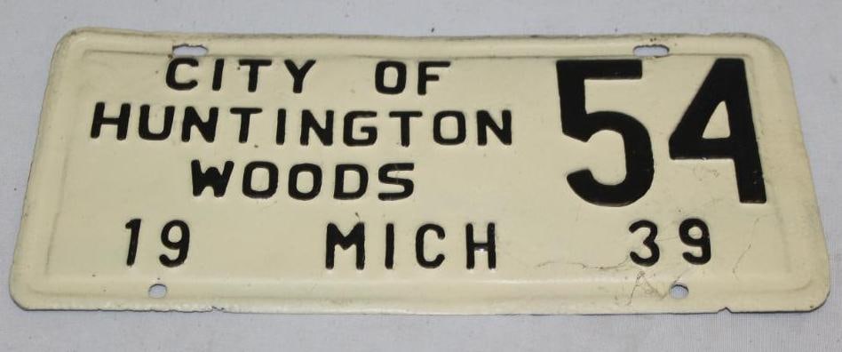 1939 Michigan City of Huntington Woods Municipal Plate #54 (1 of 2)